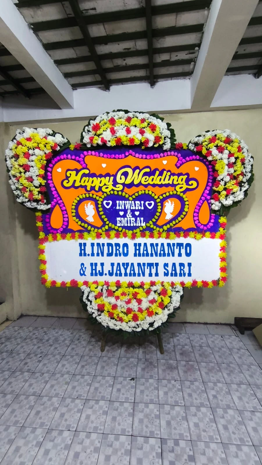 Toko Bunga Rawa Badak Utara | Karangan Indah & Segar